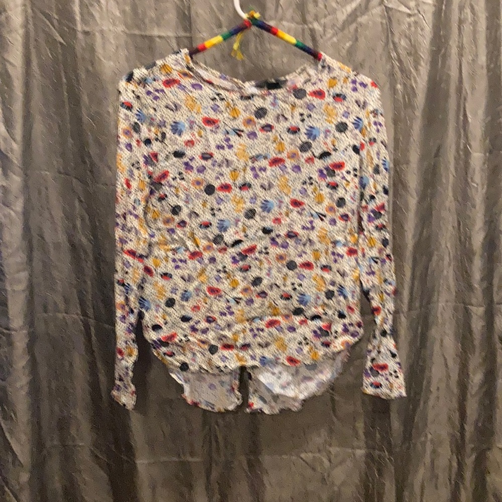 Thin long sleeve blouse